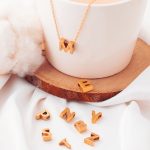 گردنبند سه‌بعدی حروف